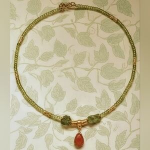 Green Peridot & Red Onyx Pendant In Dainty Contrasting Colors Necklace